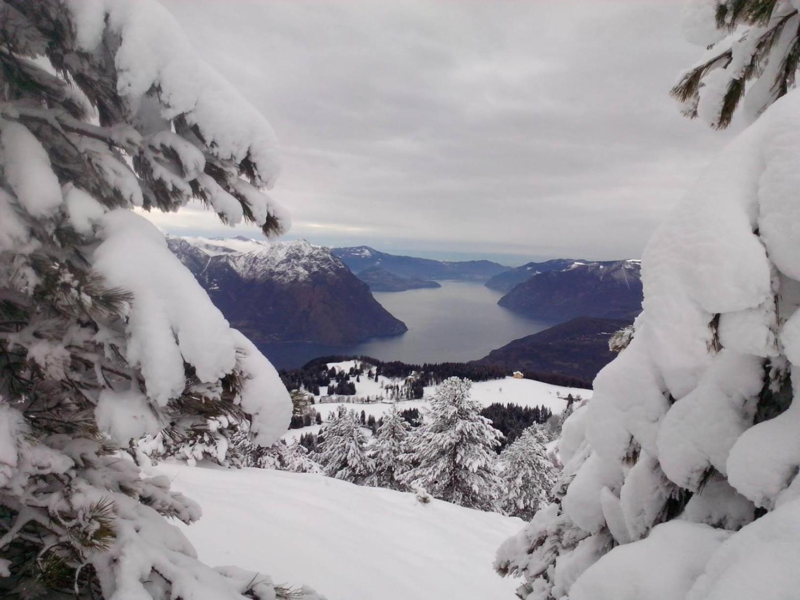 La Casa Sull' Altopiano Mountain Lake Iseo Hospitality Bossico Екстериор снимка